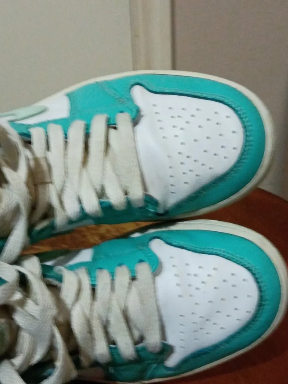 Air Jordan Womens Air Jordan 1 Mid Island Marine Green-DV2229-300 Size 5